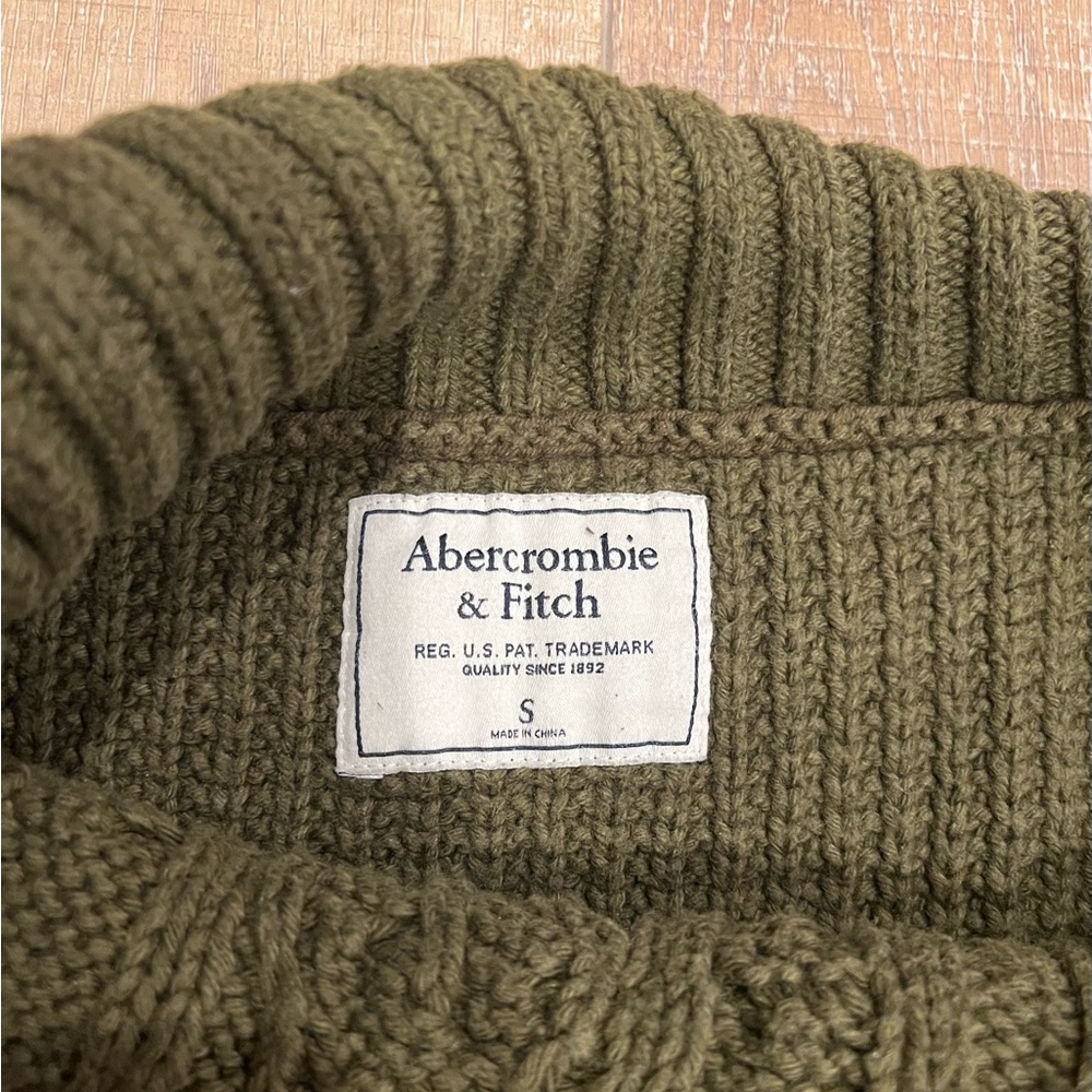 Army Green Sweater with Side Buttons - Picture 8 of 8
